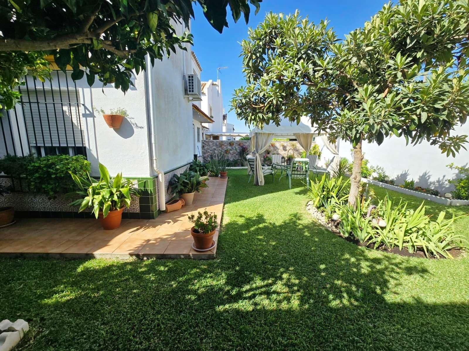 Jardín de Casa o chalet en venta en Gines con Aire acondicionado, Jardín privado y Trastero