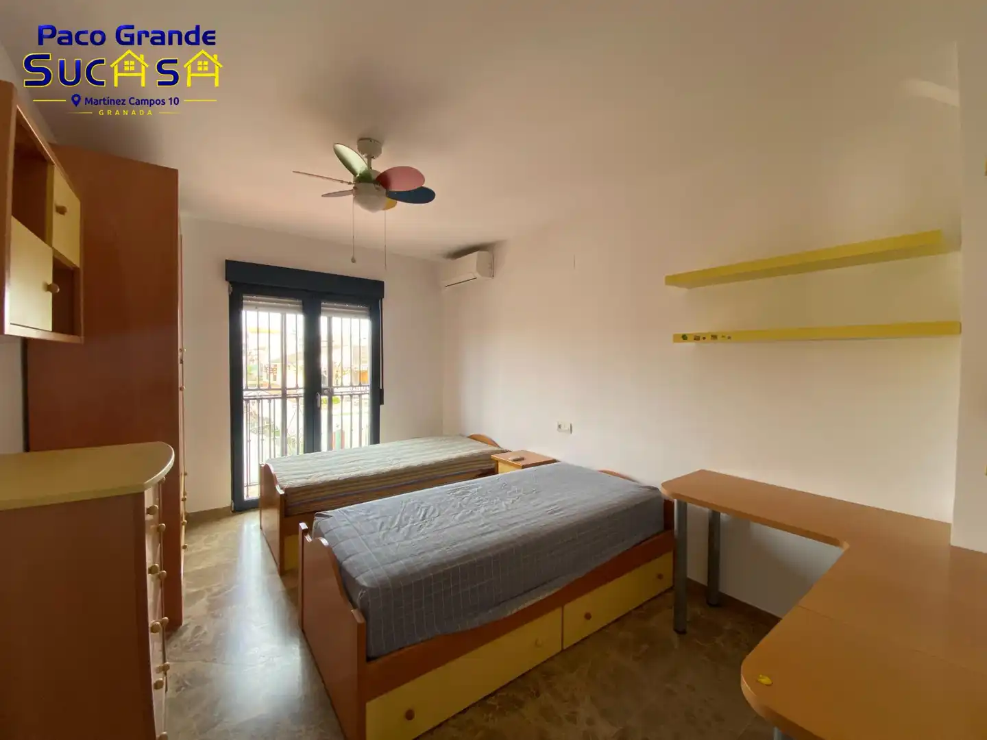 Schlafzimmer von Einfamilien-Reihenhaus zur Miete in Ogíjares mit Klimaanlage, Heizung und Privatgarten