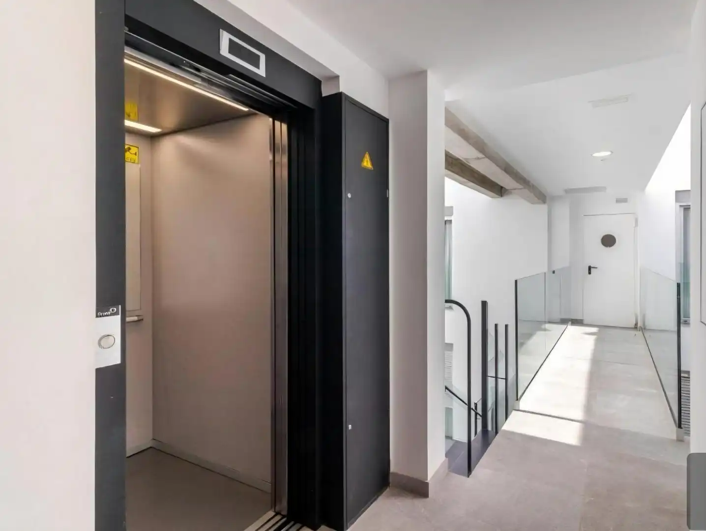 Flat with terrace for sale in Calle Montevideo, imagen 4