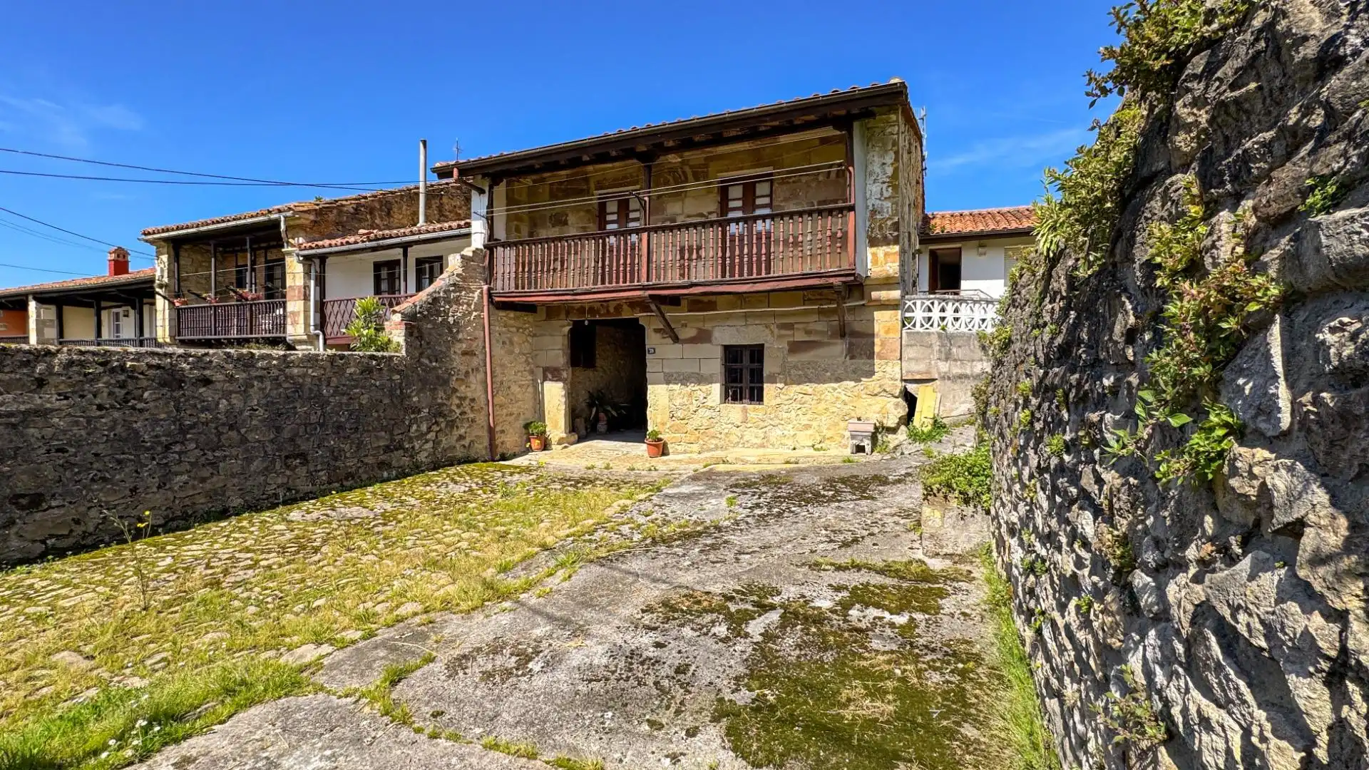 Vista exterior de Casa o chalet en venta en Comillas (Cantabria)