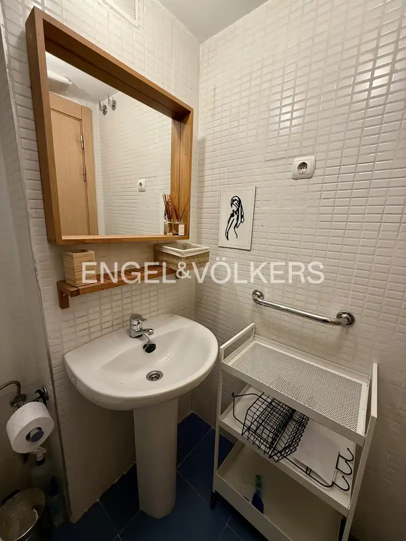 Badezimmer von Maisonette zur Miete in Madrid mit Klimaanlage, Heizung und Privatgarten