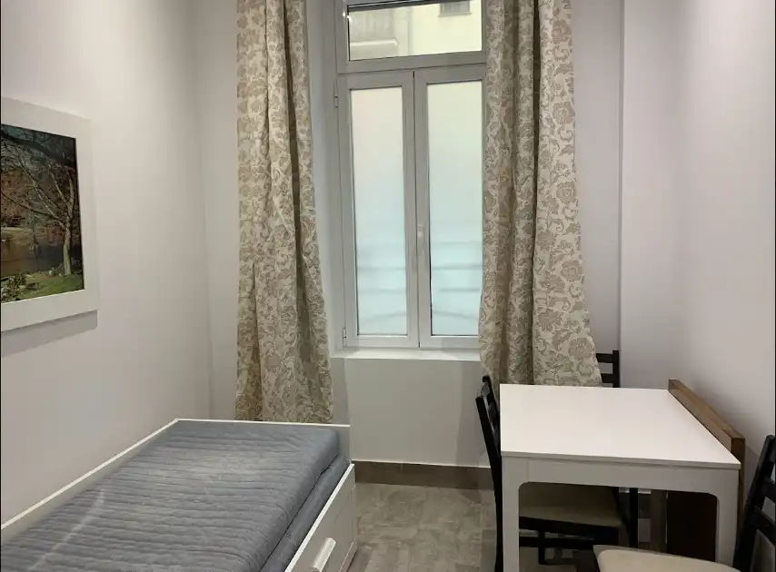 Flat for rent in Calle de la Santísima Trinidad, Trafalgar