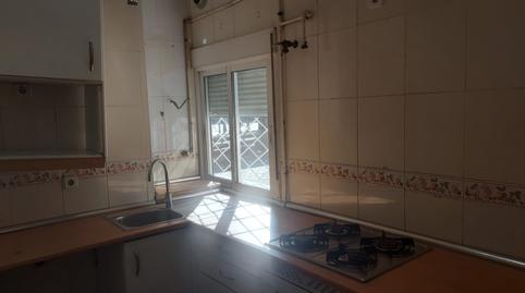 Foto 2 de Piso en venta en C/ Fernando Gabriel, Pueblo Nuevo,  Madrid Capital