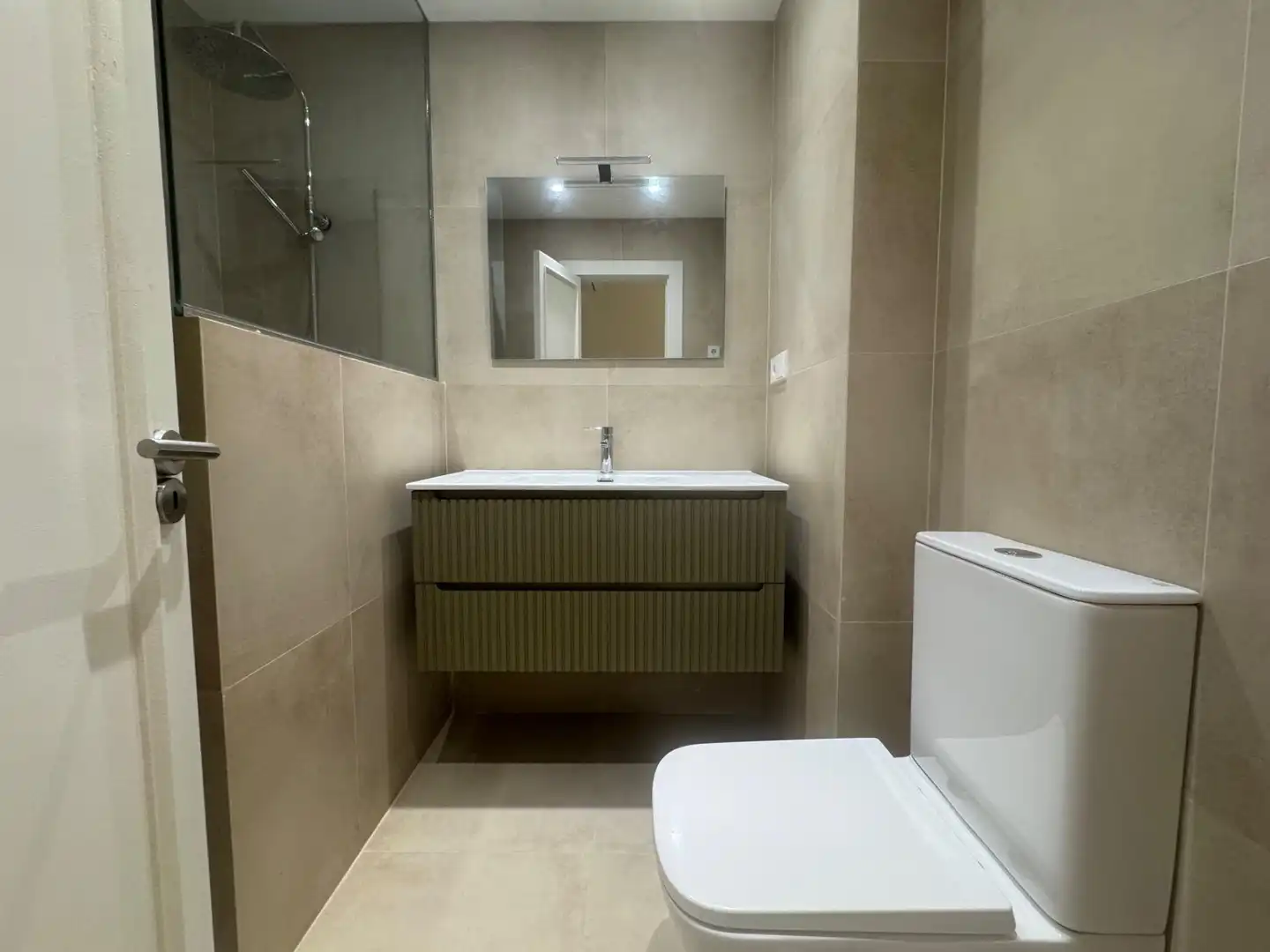 Baño de Piso de alquiler en  Palma de Mallorca con Aire acondicionado y Terraza