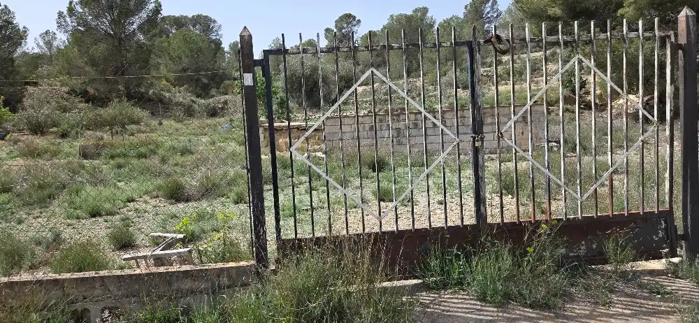 Casa o chalet en venta en El Pinós / Pinoso con Piscina