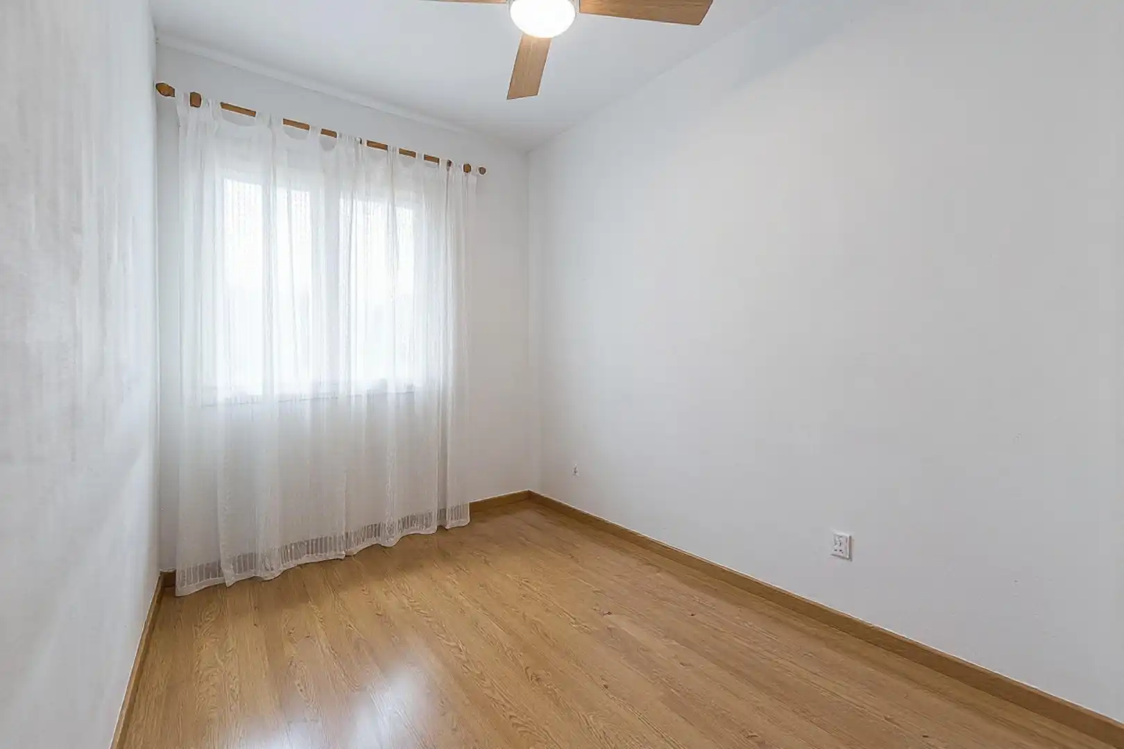 Dormitori de Casa adosada en venda en  Palma de Mallorca amb Calefacció, Parquet i Terrassa