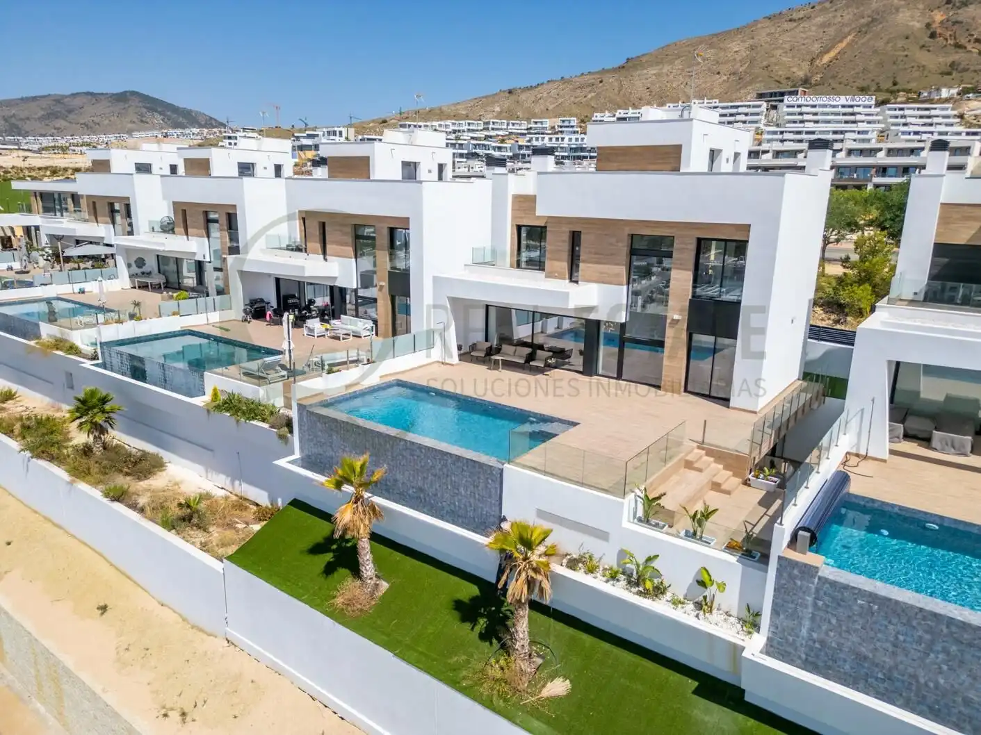 Vista exterior de Casa o chalet en venta en Benidorm con Aire acondicionado, Calefacción y Jardín privado