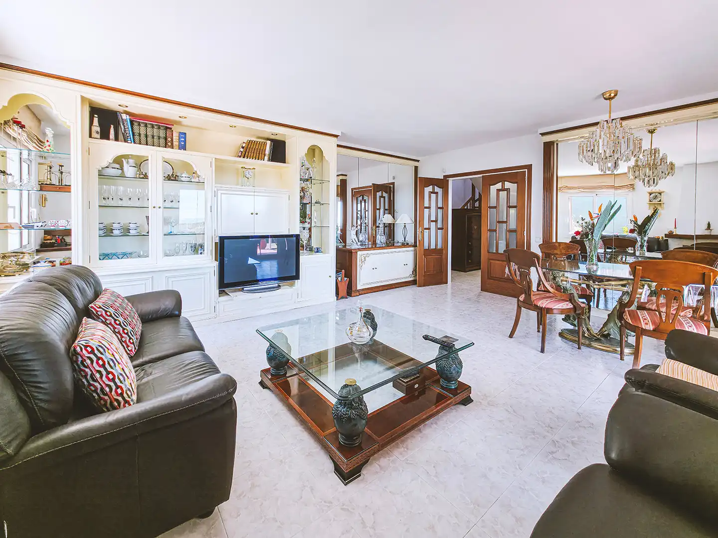 Wohnzimmer von Haus oder Chalet zum Verkauf in Sant Cebrià de Vallalta mit Heizung, Privatgarten und Terrasse