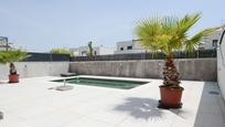 Swimming pool of Single-family semi-detached for sale in Villanueva de la Cañada  with Heating and Swimming Pool