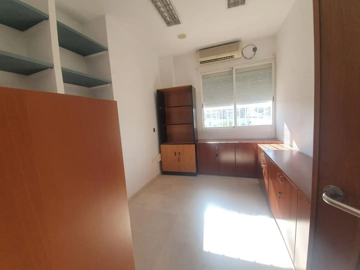 Bedroom of Office for rent in Sevilla  with Air Conditioner