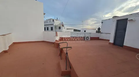 Foto 2 de Casa adosada en venta en Morón de la Frontera, Sevilla