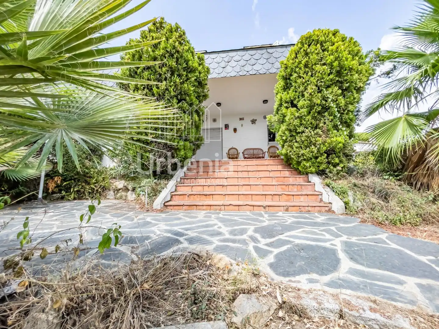 Casa con piscina en venta en Nucli Urbà, imagen 4