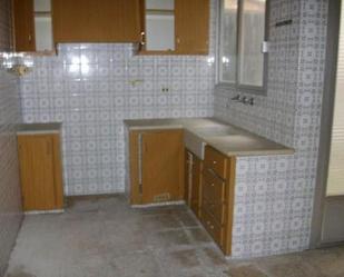 Kitchen of Single-family semi-detached for sale in Alzira