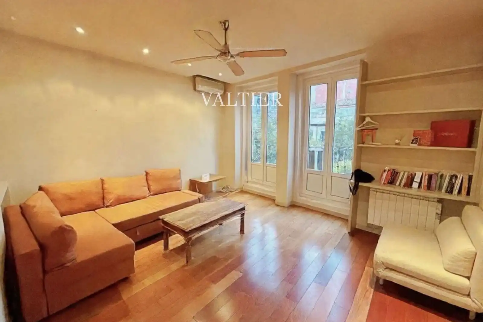 Sala de estar de Piso de alquiler en Madrid con Aire acondicionado, Terraza y Amueblado