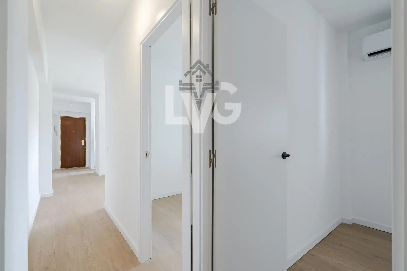 Piso en venta en Madrid con Aire acondicionado, Calefacción y Terraza
