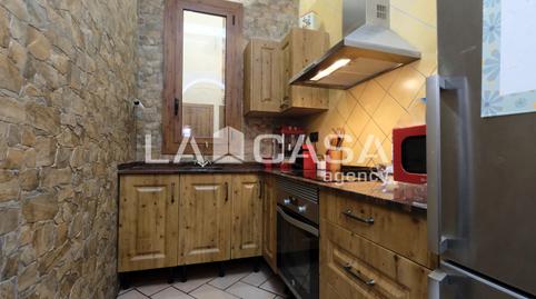 Foto 3 de Casa adosada en venda a Plaça D'eivissa, Horta, Barcelona