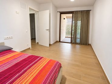 Wohnung mit Balkon zum Verkauf in Nucli Urbà
