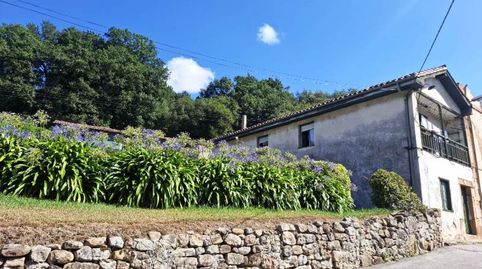 Foto 2 de Casa adosada en venda a Cabezón de la Sal - C/ Concha Espina, 31, Cabezón de la Sal, Cantabria