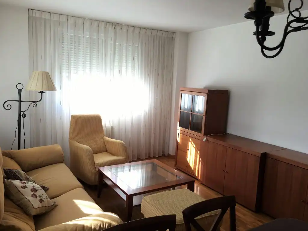 Flat for rent in Arturo Eyries