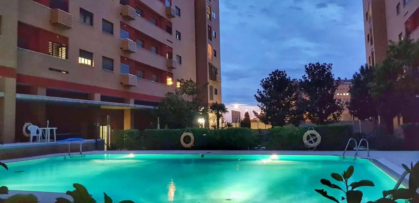 Piscina de Piso en venta en Madrid con Aire acondicionado, Calefacción y Trastero
