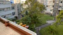 Jardí de Apartament en venda en Vigo  amb Balcó