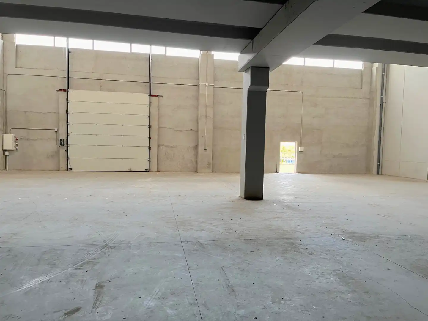 Fabrikhallen zur Miete in Ávila