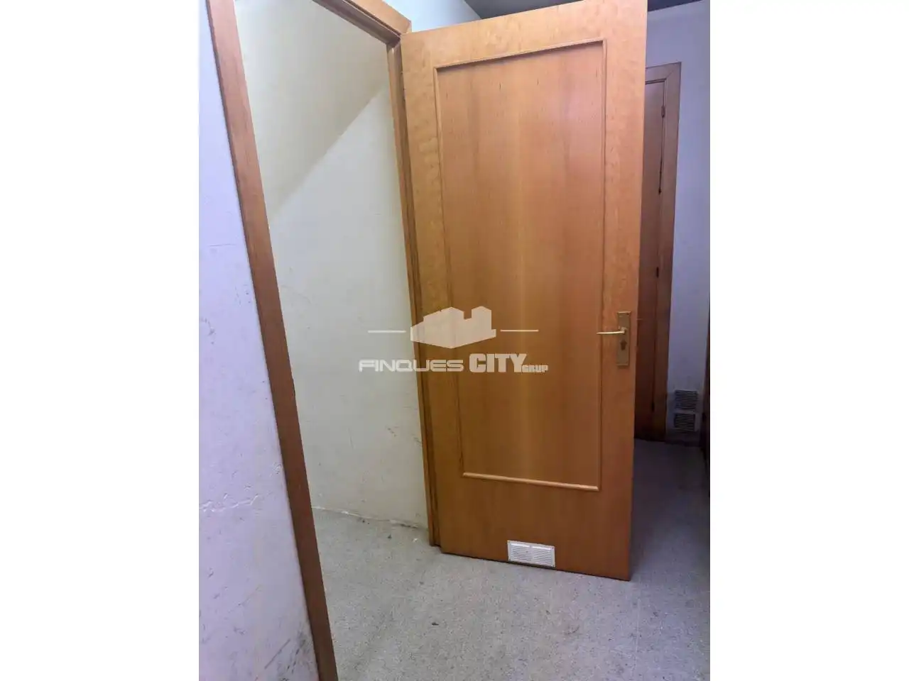 Storage room for rent in Plaza Bernat de Cabrera, Zona alta