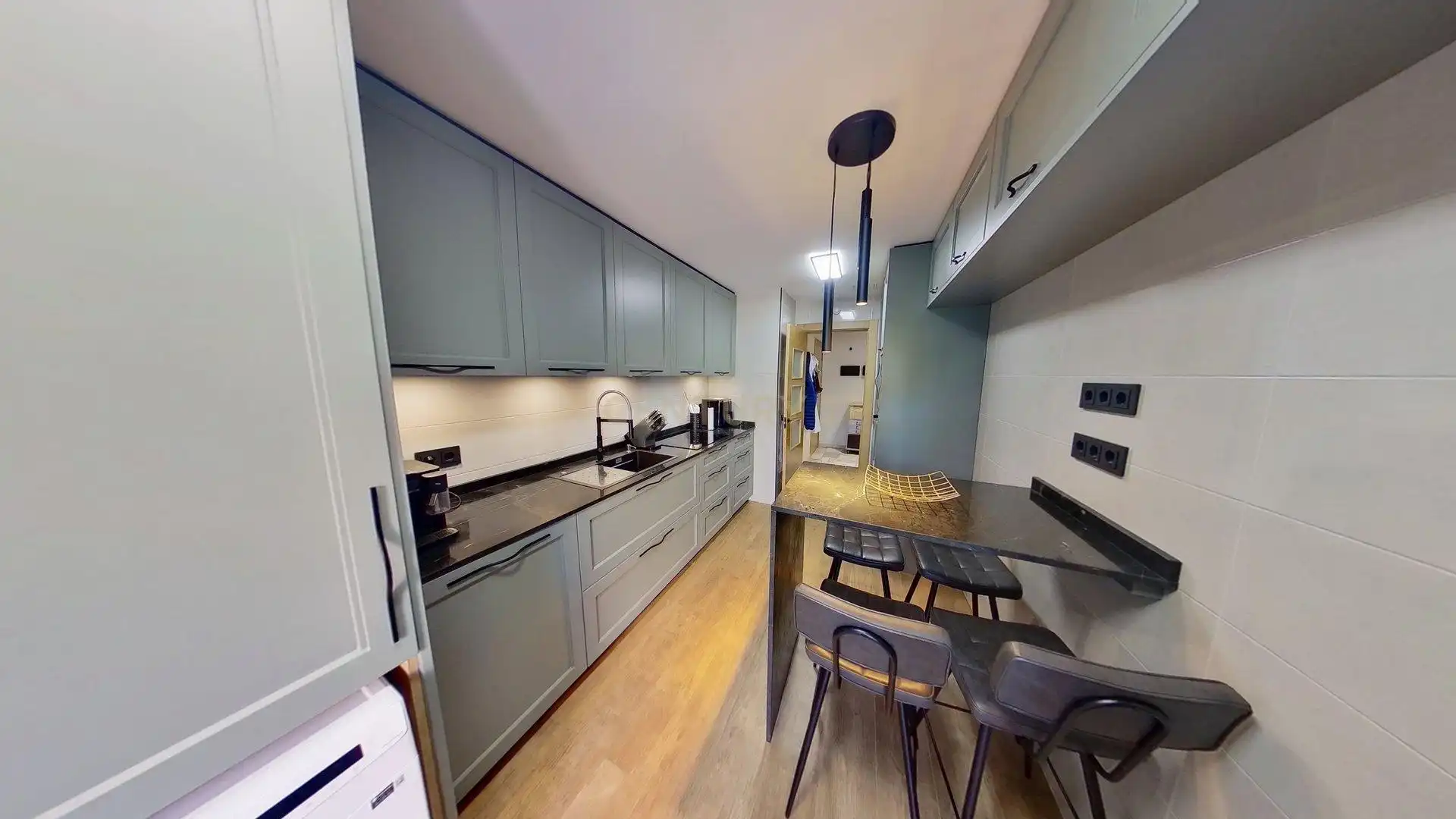 Cocina de Piso en venta en Benalmádena con Aire acondicionado, Jardín privado y Piscina comunitaria