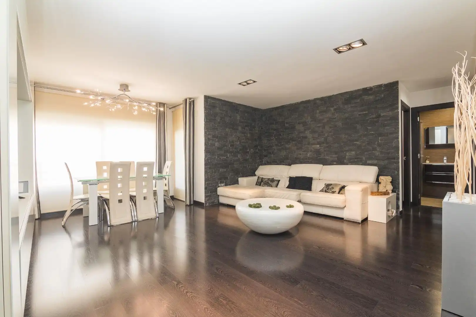 Flat with terrace for sale in Calle DR FERRAN, imagen 2