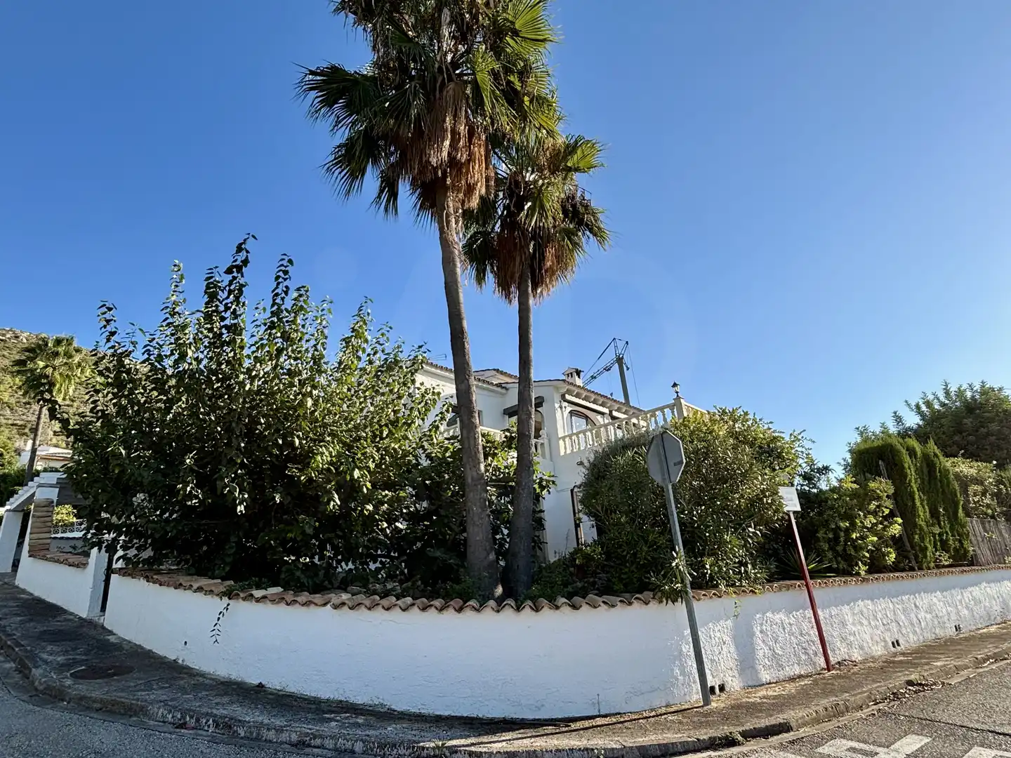 Vista exterior de Casa o xalet en venda en Cap Martí - El Tossalet - Pinomar