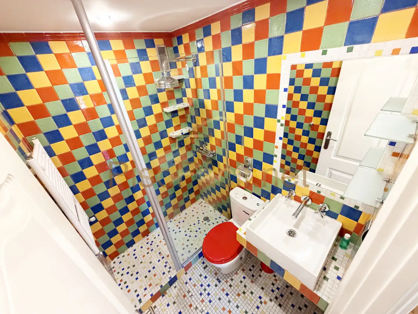 Bathroom of Flat for sale in Valdemoro  with Heating, Parquet flooring and Storage room