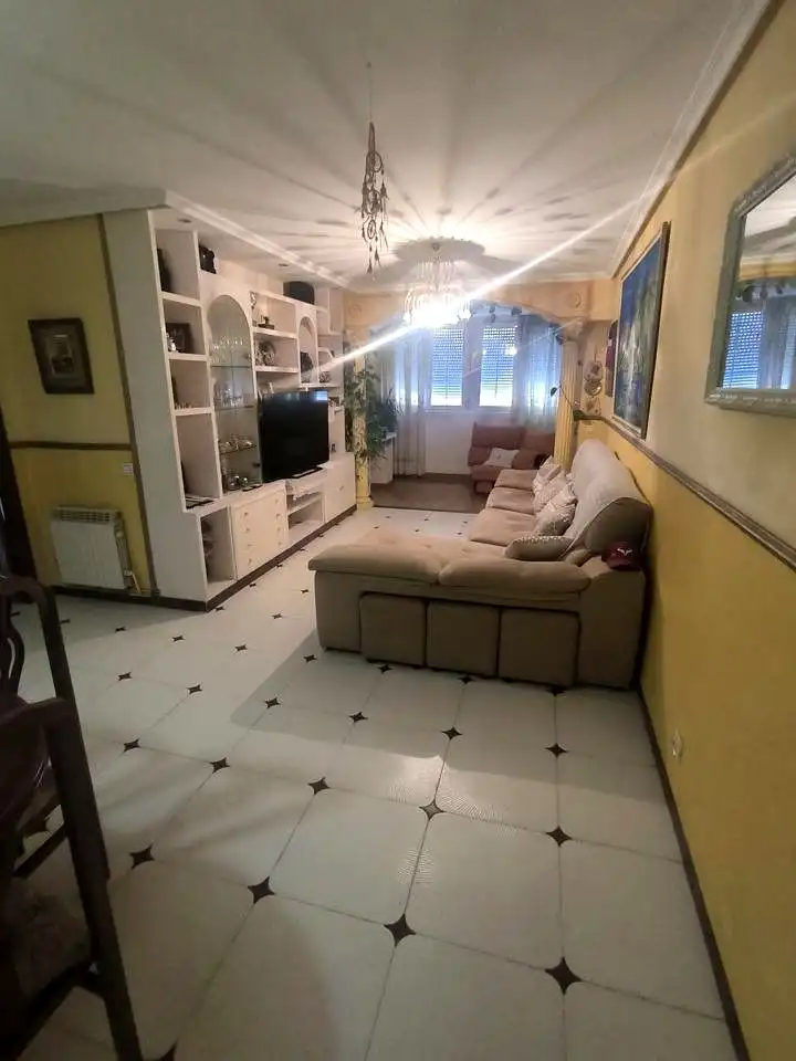 Wohnzimmer von Wohnung zum Verkauf in Collado Villalba mit Heizung