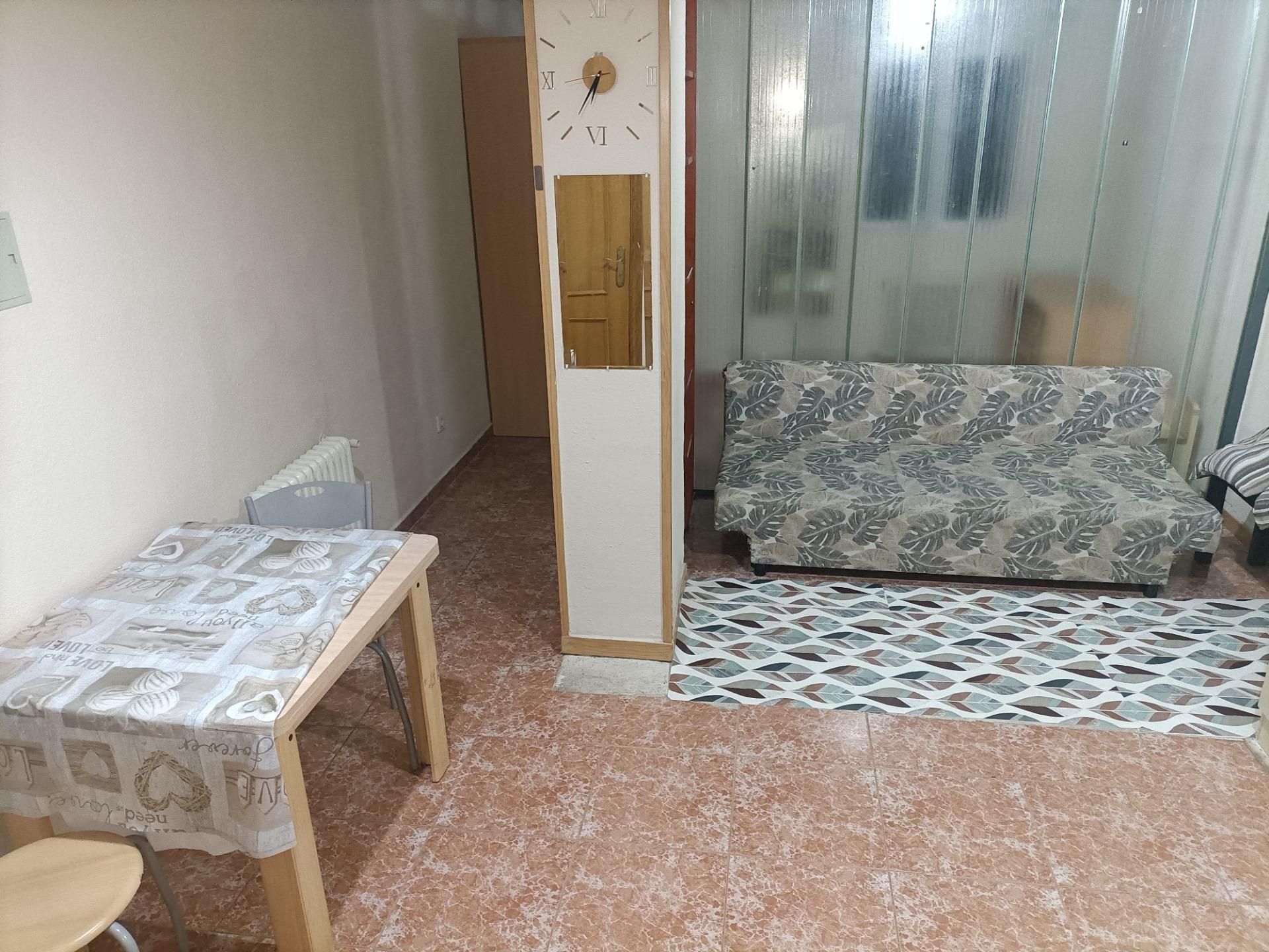 Bedroom of Flat for sale in Valdemoro  with Air Conditioner and Heating