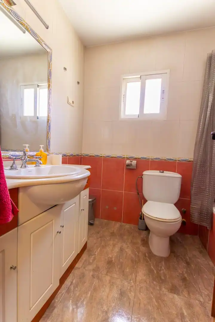 Bany de Casa o xalet en venda en Águilas amb Jardí privat, Terrassa i Traster