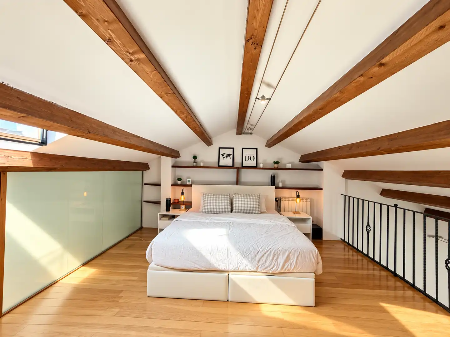 Bedroom of Duplexes for sale in Manlleu  with Heating, Oven and Balcony