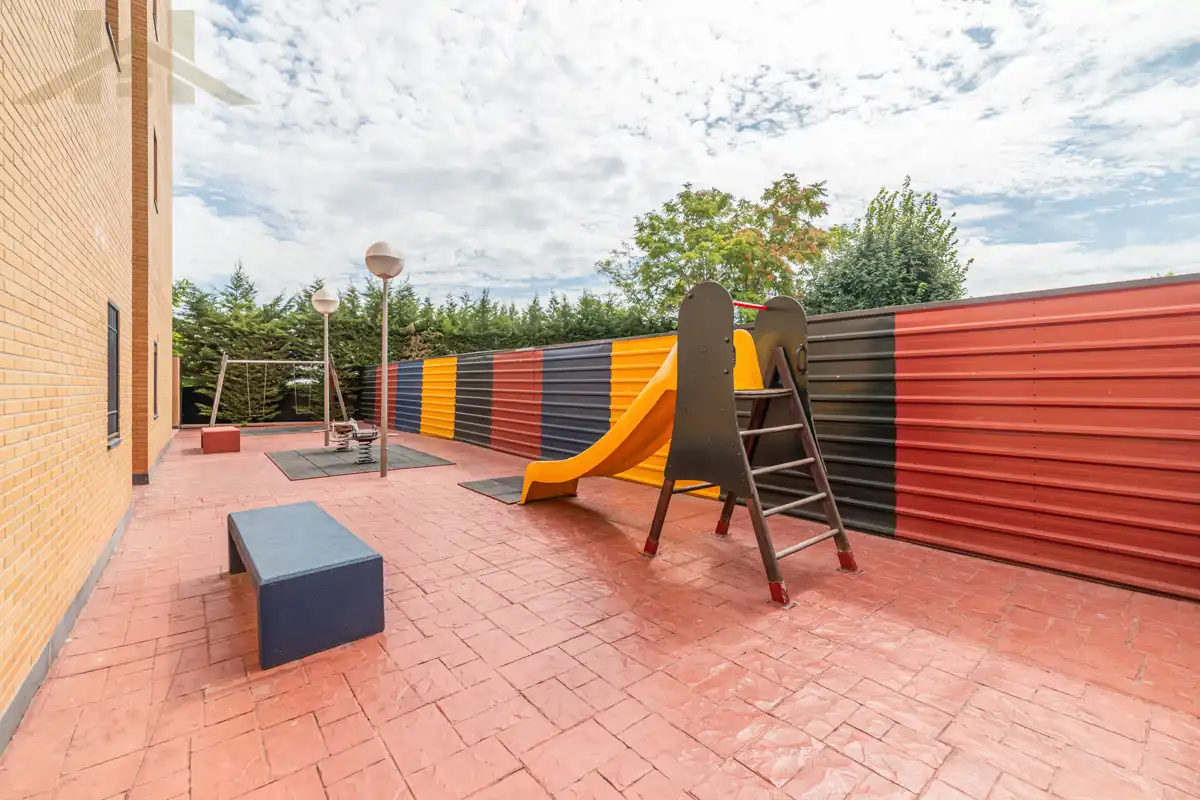 Terraza de Piso en venta en Valdemoro con Aire acondicionado, Calefacción y Jardín privado