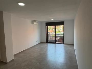 Sala d'estar de Pis de lloguer en Llinars del Vallès amb Aire condicionat, Calefacció i Parquet