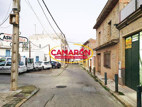 Local comercial en Venta en Calle Ignacio Gómez Millán, 21 en Palomares del Río