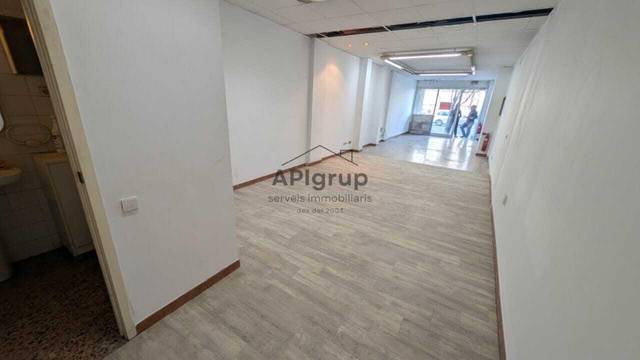 Local comercial en Alquiler en Creu Alta