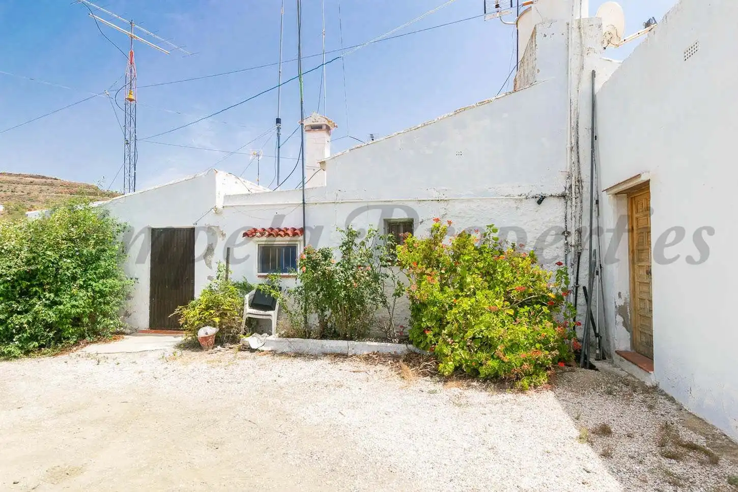 Casa con jardín en venta en Almayate, imagen 2