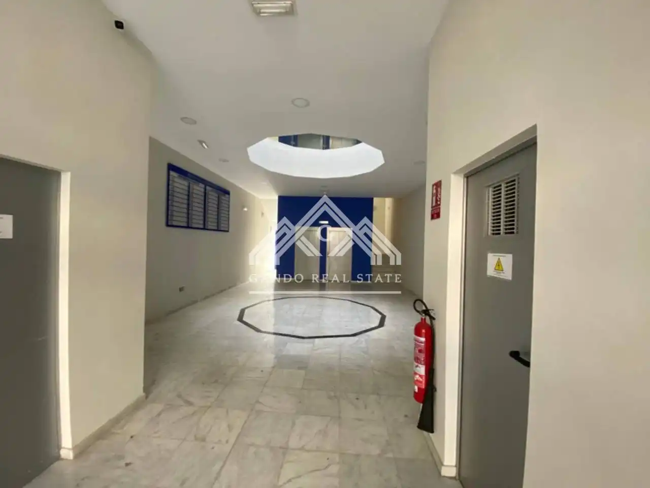Office for sale in Dos Hermanas  with Alarm