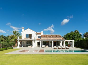 Casa amb piscina en venda a Las Chapas - El Rosario