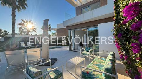 Foto 2 de Casa o xalet en venda a Los Almendros, Alicante