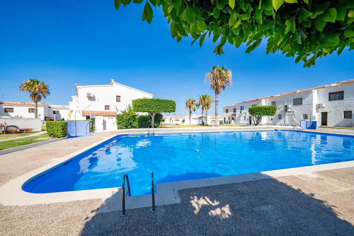 Piscina de Casa adosada en venda en Orihuela amb Calefacció, Jardí privat i Piscina