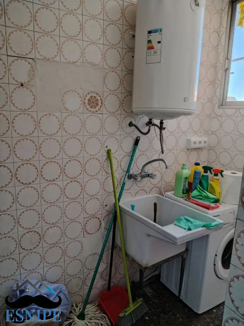 Badezimmer von Wohnung zum Verkauf in Archena mit Klimaanlage und Balkon