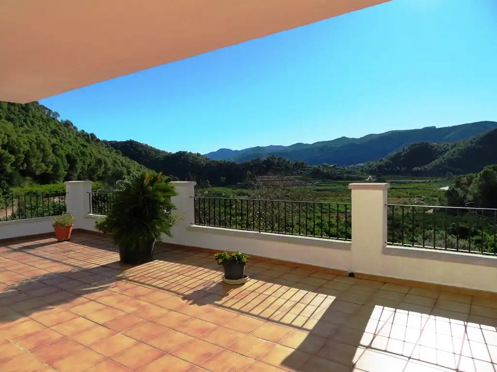Terrassa de Casa o xalet en venda en L'Atzúbia amb Jardí privat, Terrassa i Traster