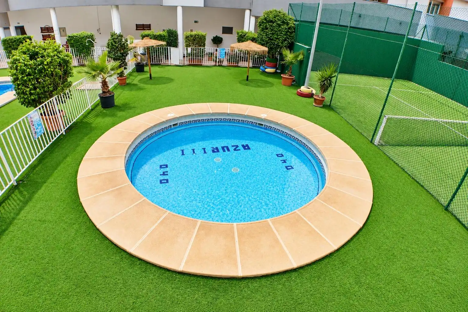 Appartamento con piscina in vendita a Avenida HISPANIDAD DE LA (CB), imagen 43