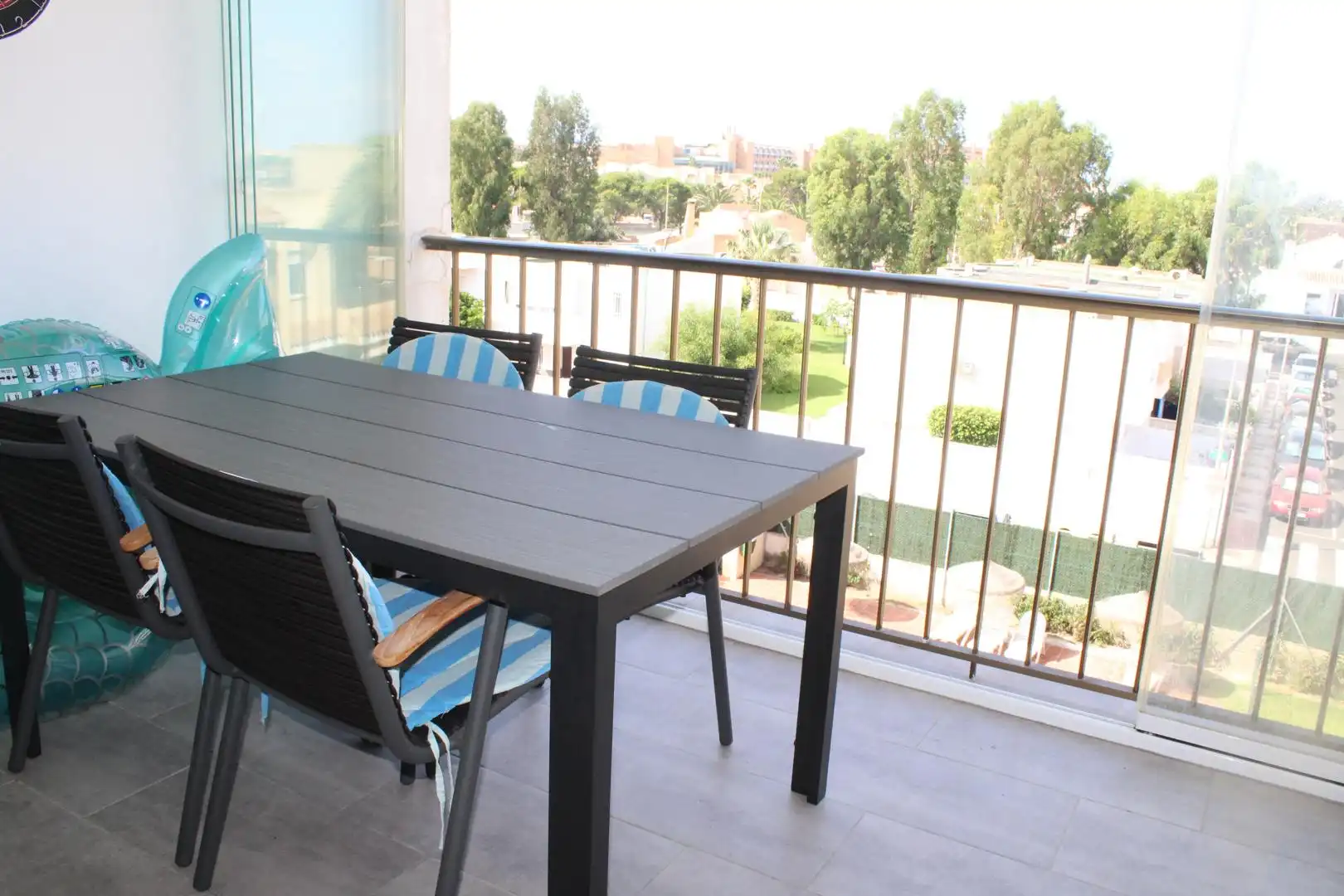 Terraza de Apartamento en venta en Roquetas de Mar con Aire acondicionado, Jardín privado y Piscina