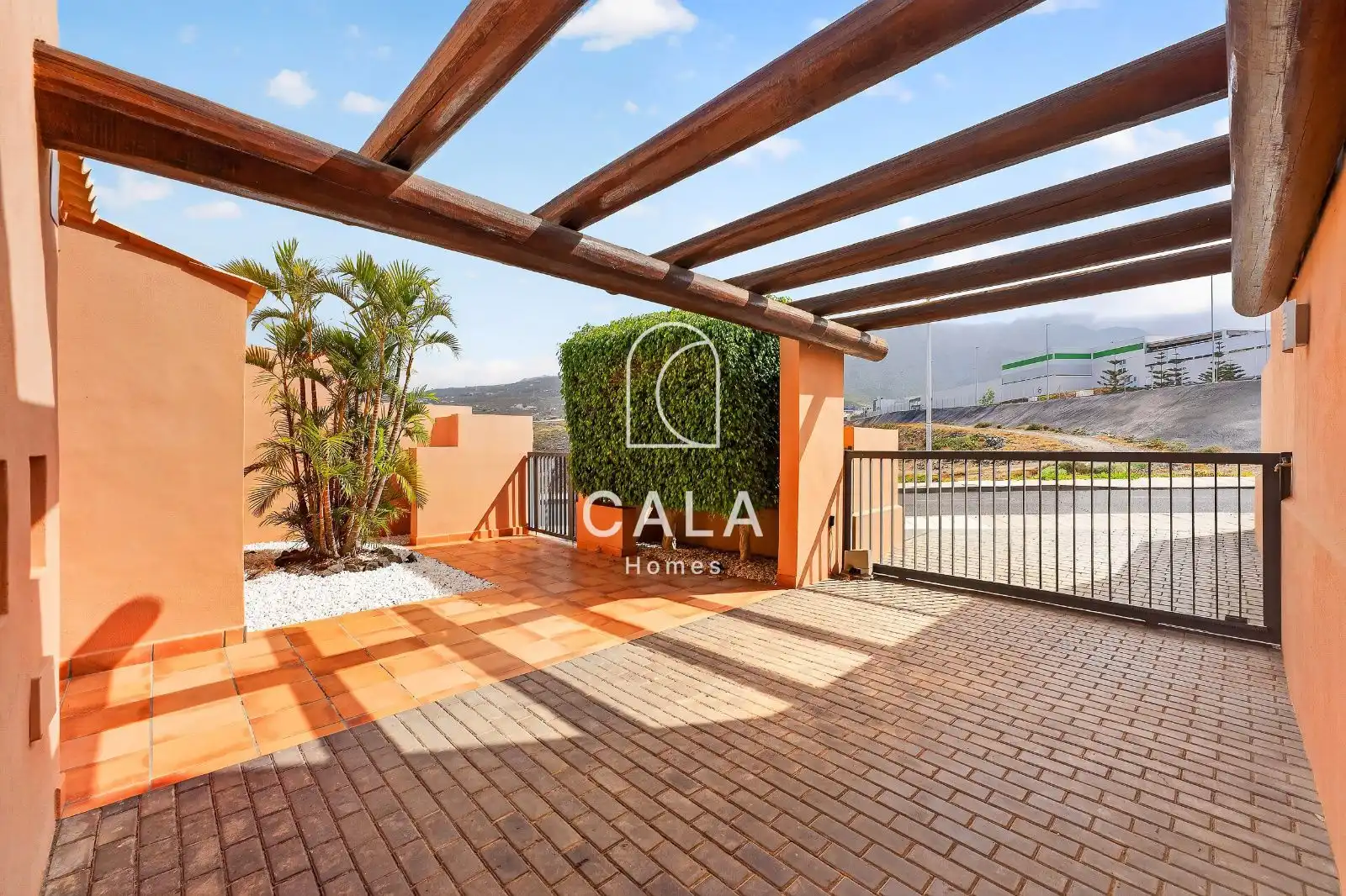 Terrassa de Casa o xalet en venda en Adeje amb Aire condicionat, Calefacció i Piscina