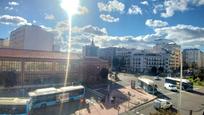 Vista exterior de Pis en venda en  Madrid Capital amb Aire condicionat, Terrassa i Balcó